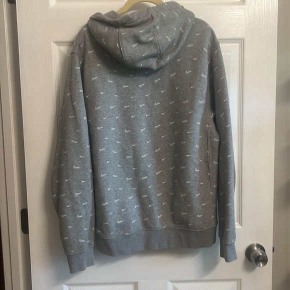 Men’s Nike hoodie size medium - Picture 7 of 8